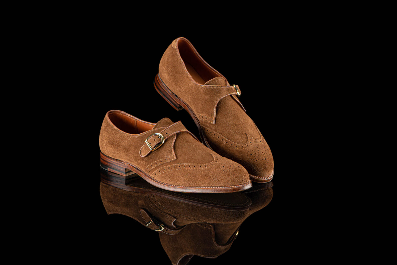 Aberdeen Last
Price $660.00
Snuff Suede
Single Oak Leather Sol;e
